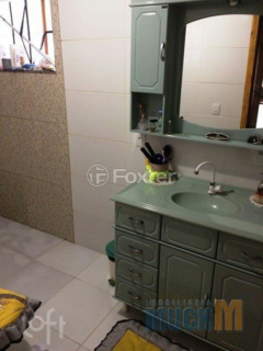 Image 17 - 1000216