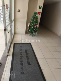 Image 8 - 1000232
