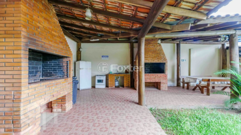 Image 36 - 1000327