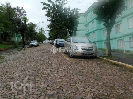Image 17 - 1000338