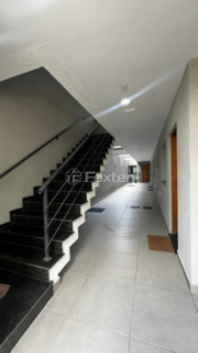 Image 4 - 1000399
