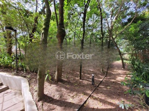 Image 14 - 1000411