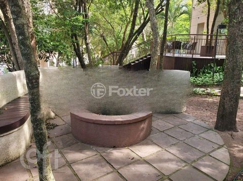 Image 4 - 1000411