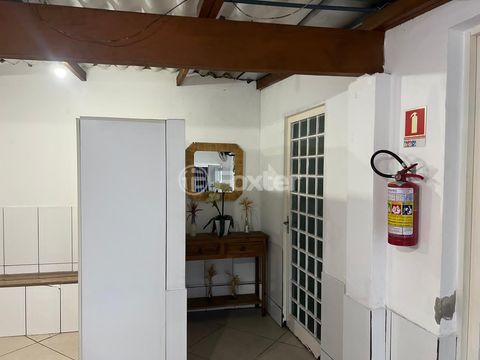 Image 13 - 1000417