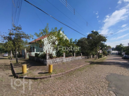 Image 4 - 1000418