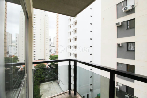 Image 6 - 1000442