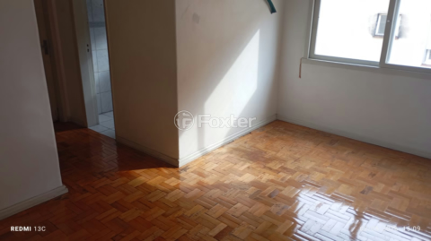 Image 1 - 1000447