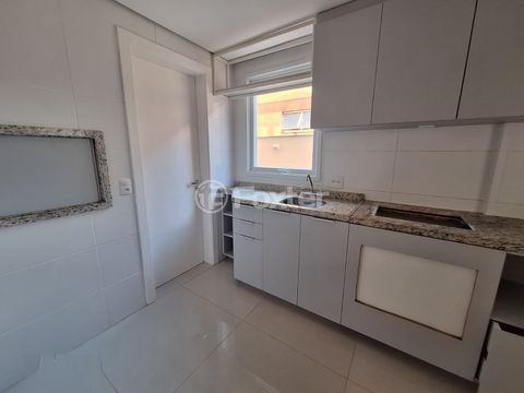 Image 3 - 1000529