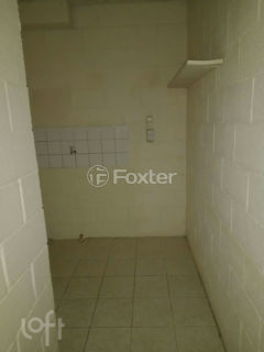 Image 45 - 1000538