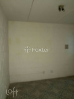 Image 32 - 1000538