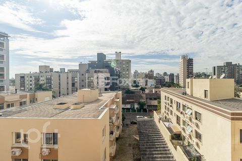 Image 15 - 1000719