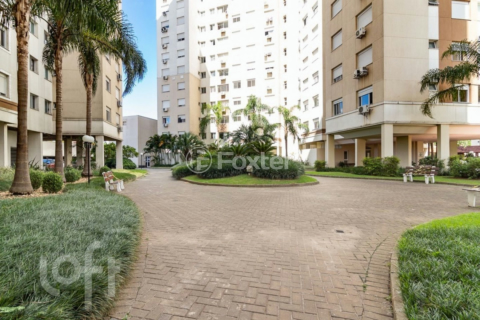 Image 31 - 1000754