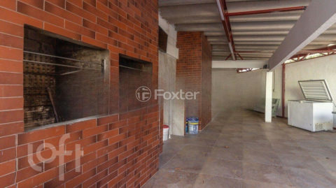 Image 20 - 1000755