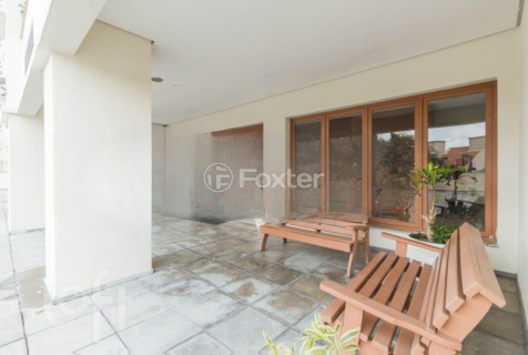 Image 70 - 1000813