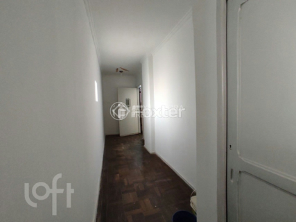 Image 8 - 1000847