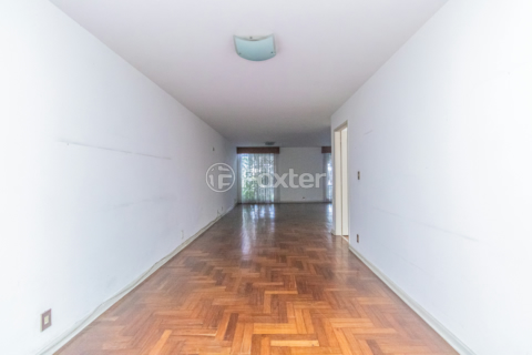 Image 3 - 1000856