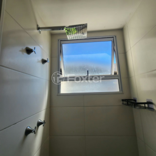 Image 9 - 1000863