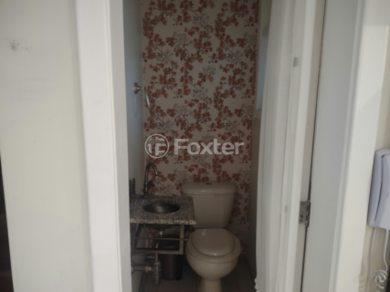 Image 5 - 1000865
