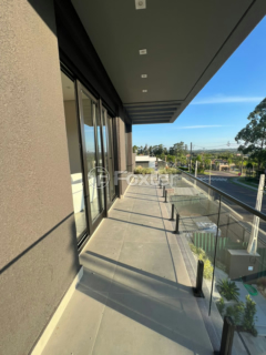Image 4 - 1000867