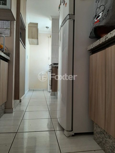 Image 4 - 1000873