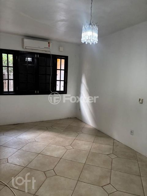 Image 3 - 1000942