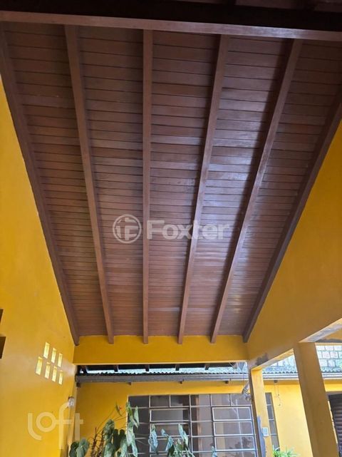 Image 16 - 1000942
