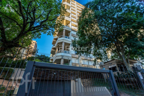 Image 63 - 1000946