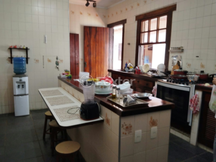 Image 11 - 1000948