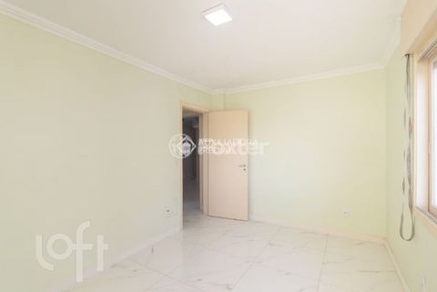 Image 8 - 1000956