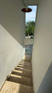 Image 2 - 1000969