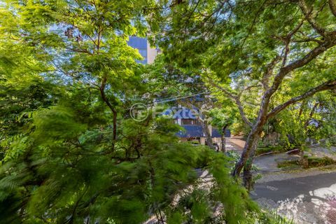 Image 6 - 1000981