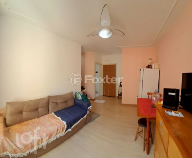 Image 4 - 1000983