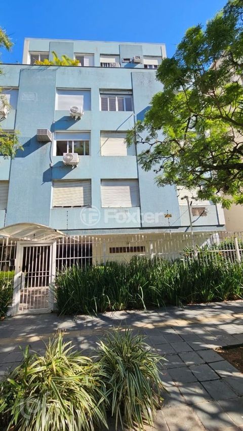 Image 4 - 1000990