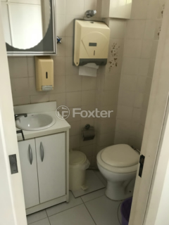 Image 7 - 1000997