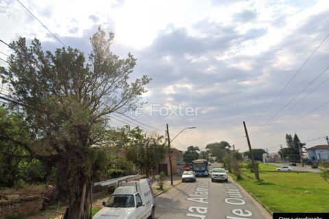 Image 3 - 1000999