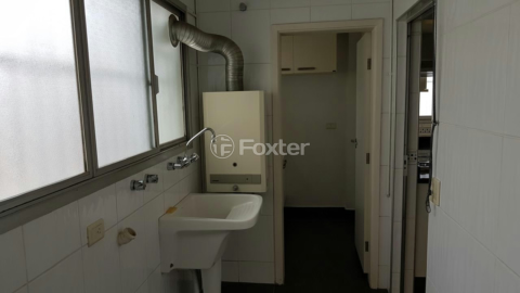 Image 30 - 1001003