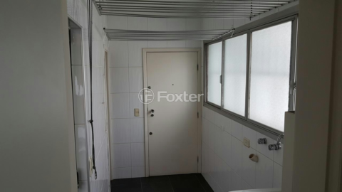 Image 39 - 1001003