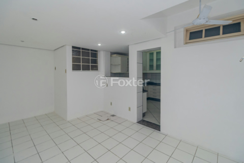 Image 37 - 1001006