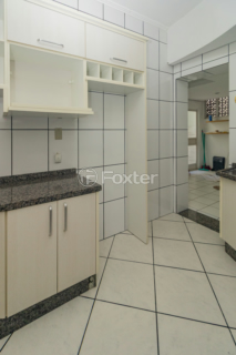 Image 33 - 1001006