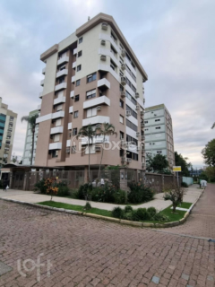 Image 17 - 1001072