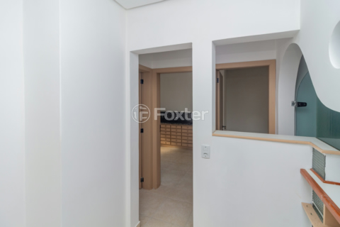 Image 6 - 1001092