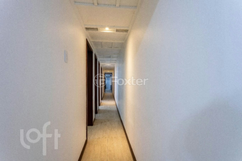 Image 3 - 1001098