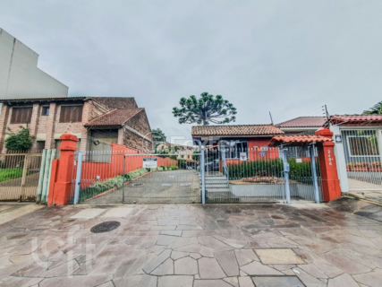 Image 33 - 1001112