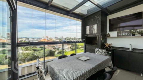 Image 21 - 1001125
