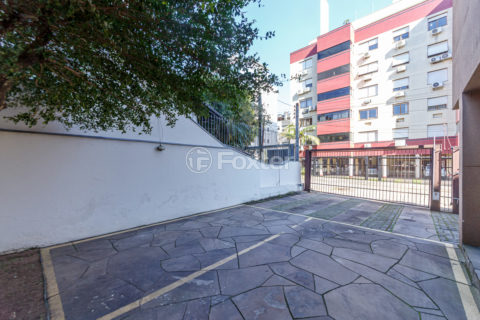 Image 34 - 1001137