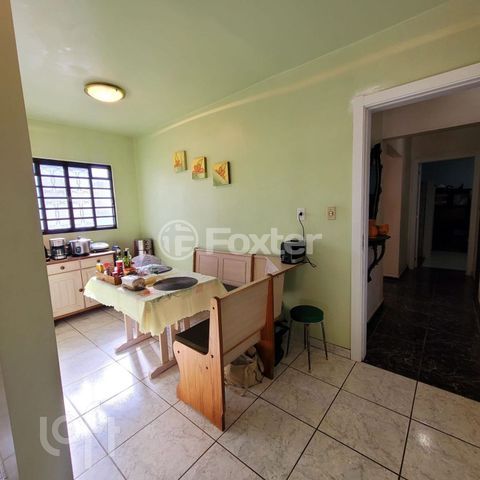 Image 26 - 1001155