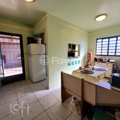 Image 27 - 1001155