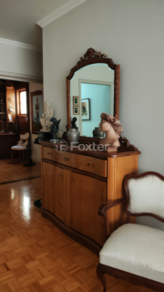 Image 2 - 1001174