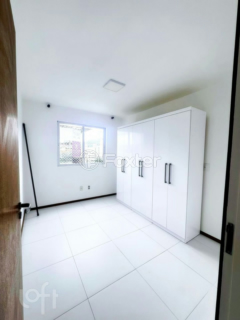 Image 3 - 1001176