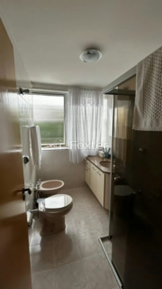Image 3 - 1001177